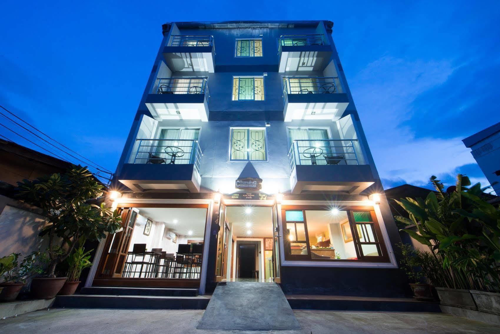 Chinda Boutique Hotel Chiang Mai Exterior photo